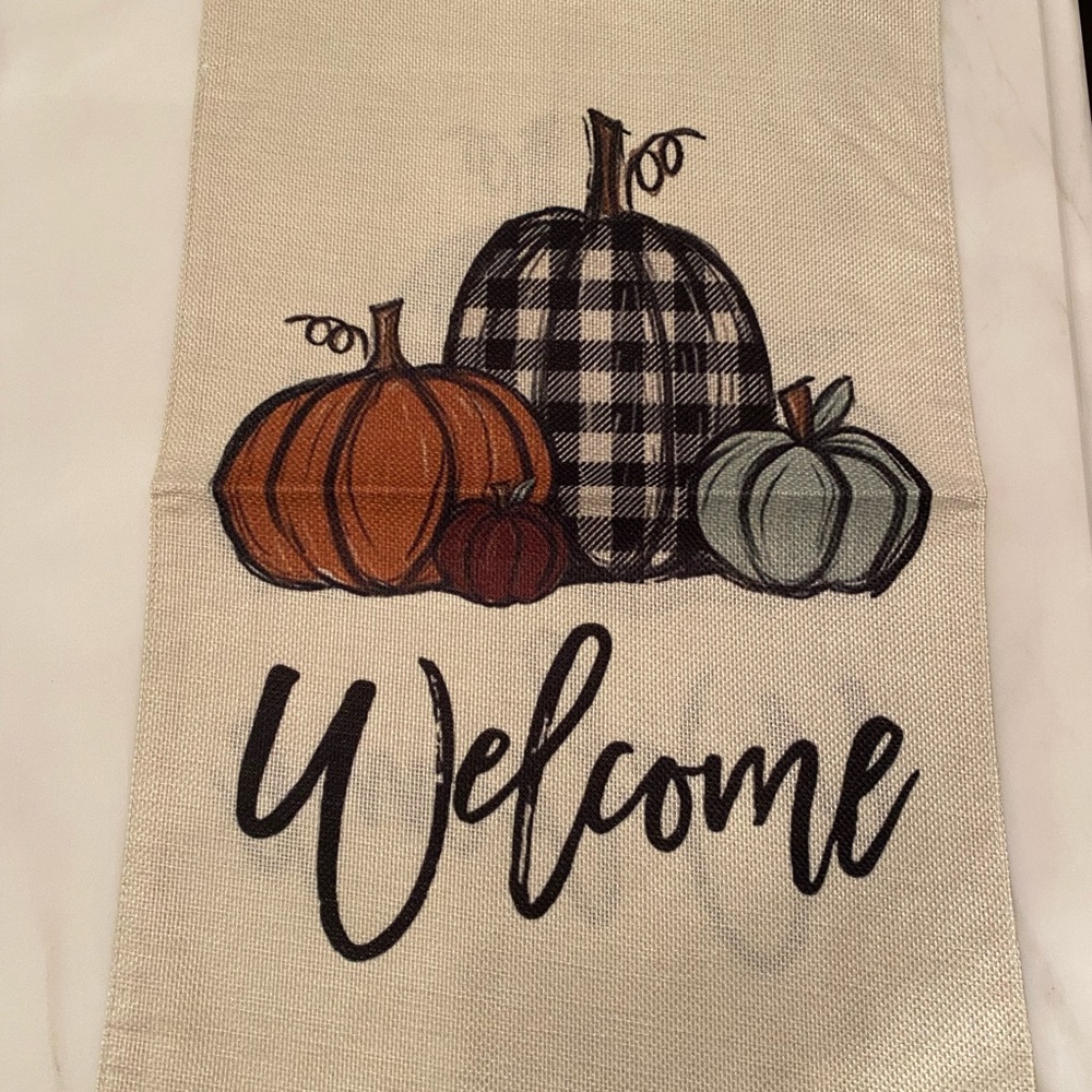 Target Welcome Pumpkin Accent Towel - Multicolor